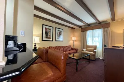 Image de 2 Riverside Suite with Two Pools, Hot Tub, Airport Shuttle & Ev Chargers