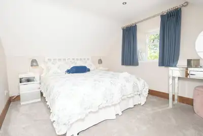 Image de Fantastic 3-bedroom cottage in pleasant Tuosist for relaxing stays