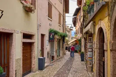 Image de Cozy Apartment in the Heart of Malcesine, Two Steps from the Castle!