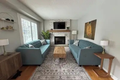 Image de Serene Lake Ontario Retreat • Entire Home Near Trails & Beach.