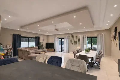 Image de 🌞 Grande villa familiale avec piscine & équipements enfants – Côte d’Azur 🌿