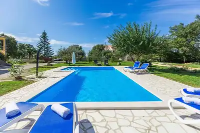 Image de Appartement de vacances avec climatisation et piscine