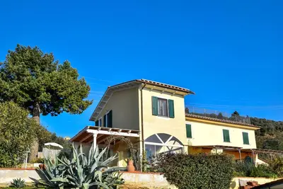 Image de Superbe maison à Camaiore avec vue sur la mer