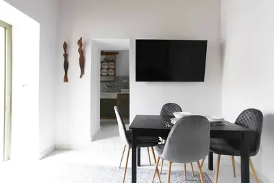 La Piccola Casa, Cottage