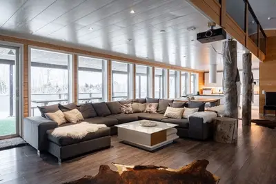 Image de High-Quality 6br Villa Next to Ski Center | Hot Tub & Sauna