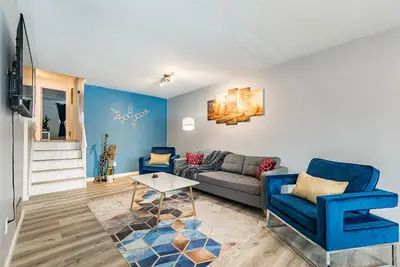 Image de ✅3 Bdrm private home. King & 3 double beds.