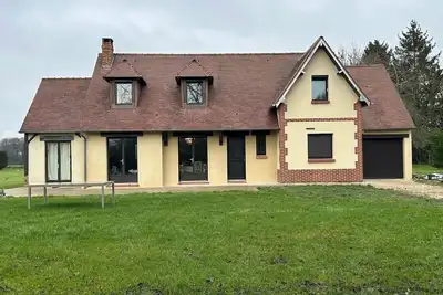 Image de Belle maison 4 étoiles avec piscine chauffée sur terrain clos arboré de 5000 m2