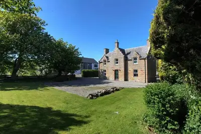 Image de Burnside Retreat is a modern and comfortable three-bedroom property at the heart of the historic town of Dornoch.
