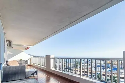 Image de 83 – BeachFront Apartment with Views in Fuengirola