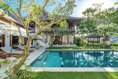 Image de Hideaway Cliffside 3br Pool Villa Near Beach