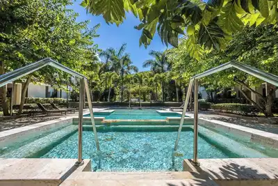 Duplex luxe 3 ch. climatisées • Plage 5 min