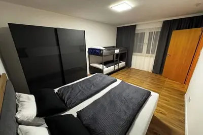 Image de Freshly renovated and large bright apartment in Löhne