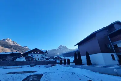 Image de Studio « Cœur des Neiges » avec vue sur la montagne et terrasse partagée