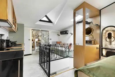 Daphne Suite ; Comfort & Privacy