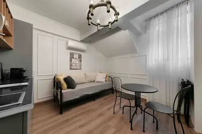 Image de Daphne Pera ; Sakura Apart, City Center