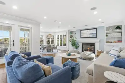 Image de Peaceful Cape Cod Escape with Pond Views & Hot Tub