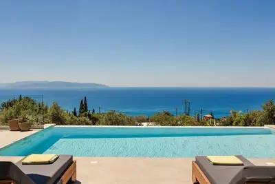 Image de Ionian Dreaming with Private Pool