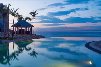 Image de Luxury Grand Solmar Resort - 737 sqft Studio with 4 infinity pools & 5 hot tubs