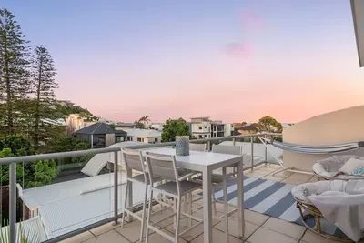 Image de Bayswater 13 - Beachside Tugun Penthouse Apartment - Min. 3 Night Stays - Linen Provided