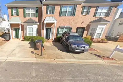 Image de Peaceful 2br/3ba Townhome