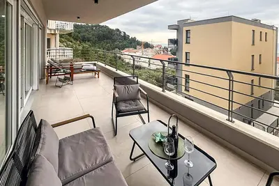 Image de Lovely apartment in Tucepi with house sea view
