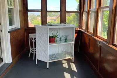 Image de Little Eagle's Nest - Charming & Cozy 2-Bed Apartment