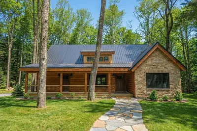 Image de Spruce Hollow-Brand New, Lake Access with Dock Slip, Dog Friendly, Hot Tub
