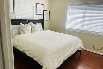 Image de Cozy 2br Entire House 1 Bath Hayward