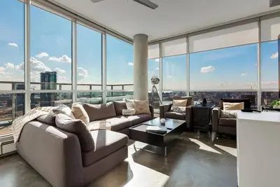 Image de 2 Story 1300 sqft Penthouse Mountain View+Parking