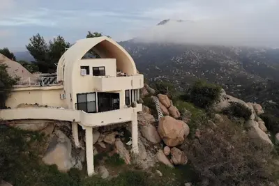 Image de Private Mountaintop Retreat with Lagoon Pool