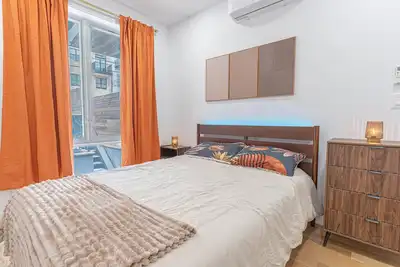 Image de Modern Brooklyn Duplex with Backyard & W/D