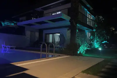 Image de Very luxury villa with private pool in çeşme, Turkey