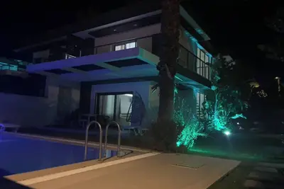 Image de 3-bedroom villa in charming Çeşme with cool Ac breeze