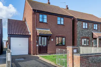 Image de 3 chambres à coucher à Sea Palling