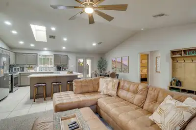 Image de Foothills Family Home Near Lake & Colorado River!