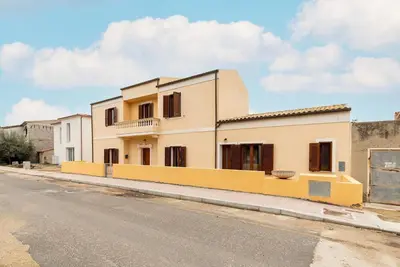 Image de Villa avec jardin et air conditionné