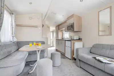 Bronze 3 Bedroom Caravan, Sleeps 8