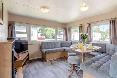 Image de Bronze 3 Bedroom Caravan, Sleeps 6