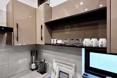 Image de 4 Bed House In Dha Ph4 – Stylish, Safe & Spacious