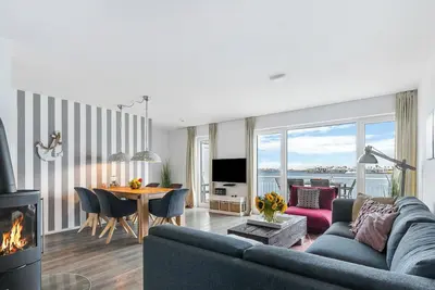 Image de Holiday Home Slia - First row on the water, roof terrace, beach chair, sauna