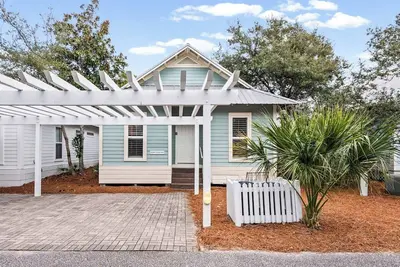 Image de 3br Camp Creek Home in Seacrest with Pool & Beach Access