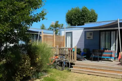 Image de Mobil-home 35m² avec terrasse - 2 chambres, 5 pers.