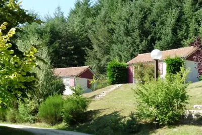 Image de Chalet 35m², 3 chambres, 6 pers, Champagnac-le-Vieux