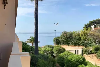 Image de Appart T2 Bandol front de mer plage du Barry