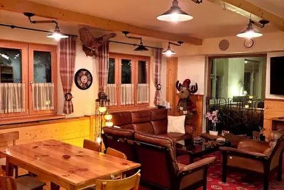 Image de Sanctuary: Private Alpine Residence for Retreats