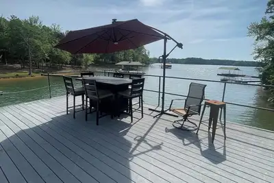 Image de Peaceful Lake Cottage