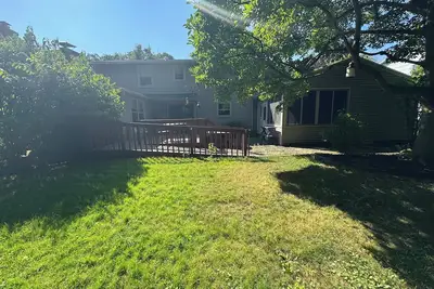 Image de Forever Wild and Spacious 4br House in Penfield