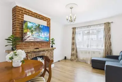 Image de Spacious 2Bedroom Flat