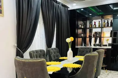 Image de Elegant Beachside 2br / Fast Wi-Fi & Free Parking