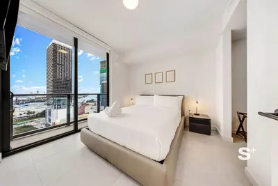 Image de High-Rise Miami Condo in 501 First | Sea View